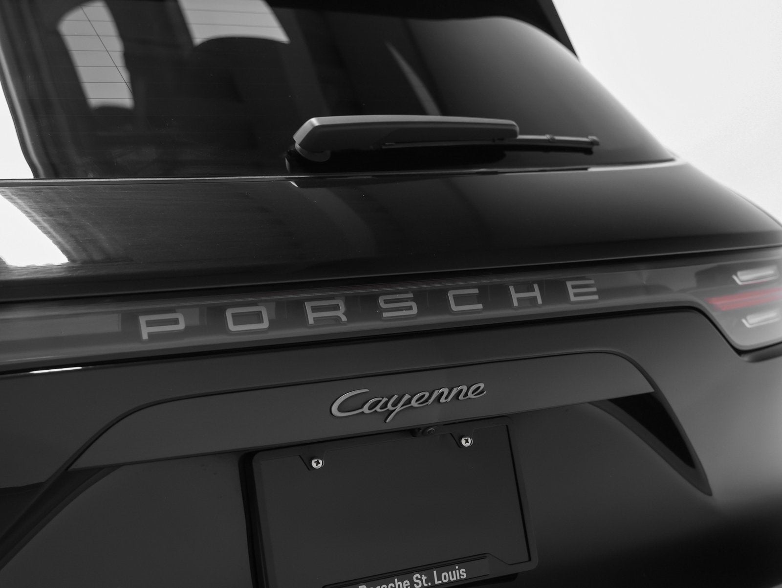 2023 Porsche Cayenne Cayenne Platinum Edition (MY23)