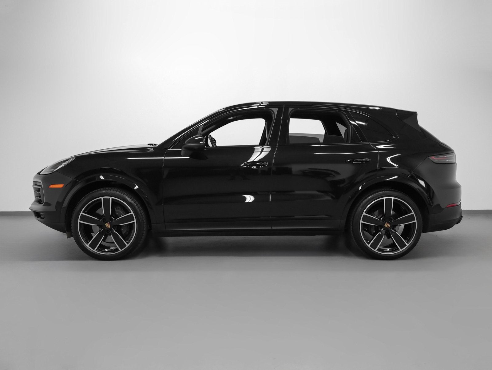 2023 Porsche Cayenne Cayenne Platinum Edition (MY23)