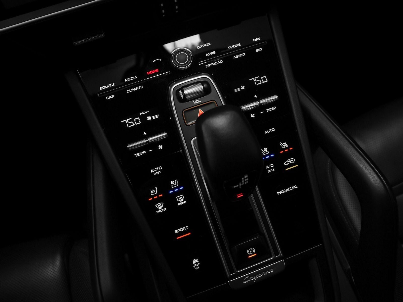 2023 Porsche Cayenne Cayenne Platinum Edition (MY23)