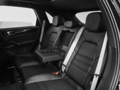 2023 Porsche Cayenne Cayenne Platinum Edition (MY23)