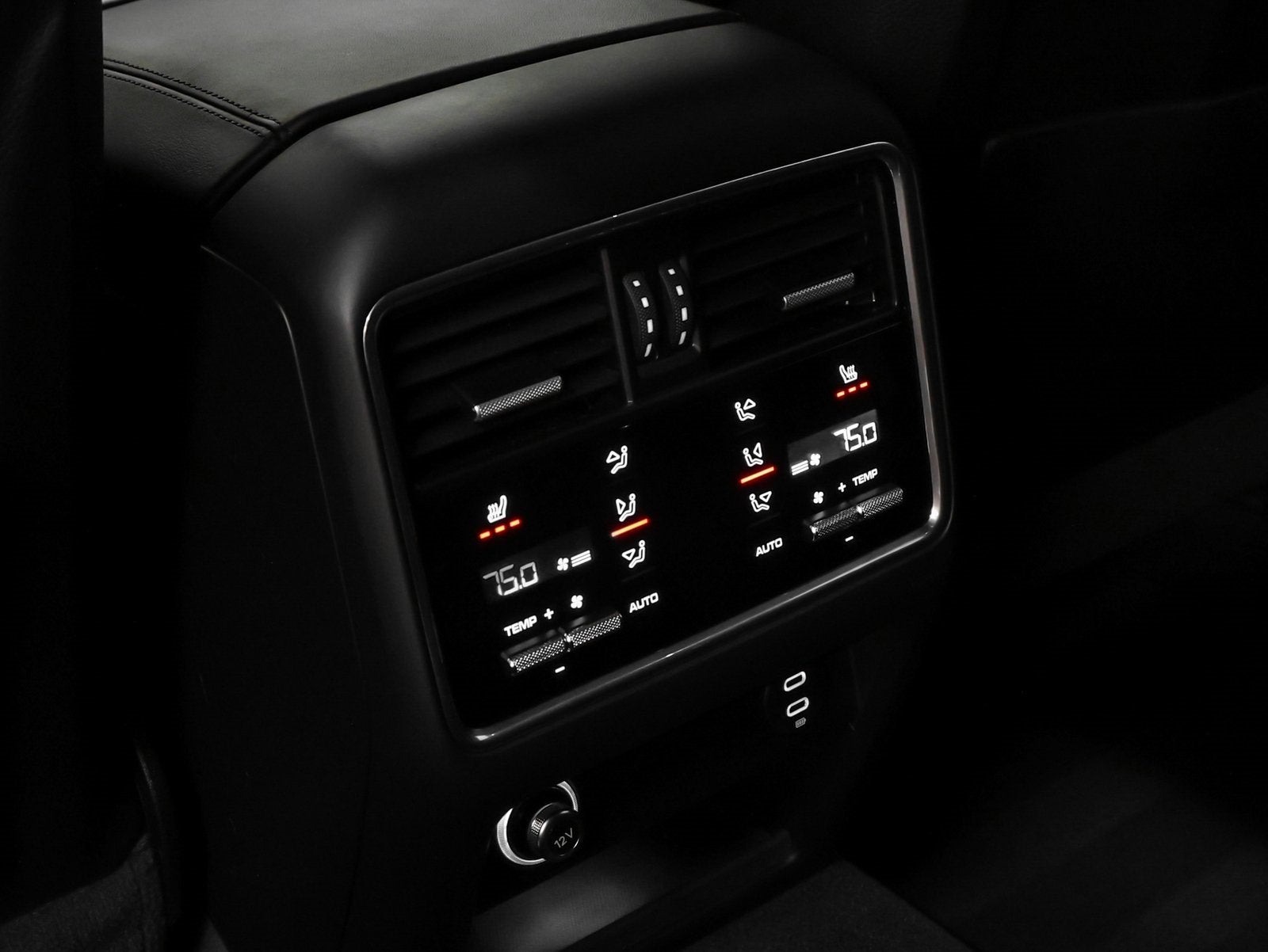 2023 Porsche Cayenne Cayenne Platinum Edition (MY23)