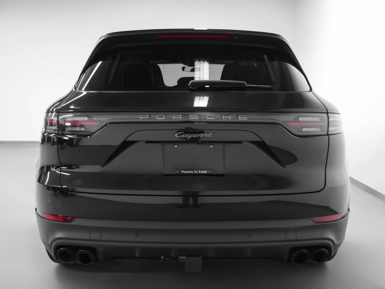 2023 Porsche Cayenne Cayenne Platinum Edition (MY23)