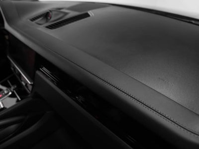 2023 Porsche Cayenne Cayenne Platinum Edition (MY23)