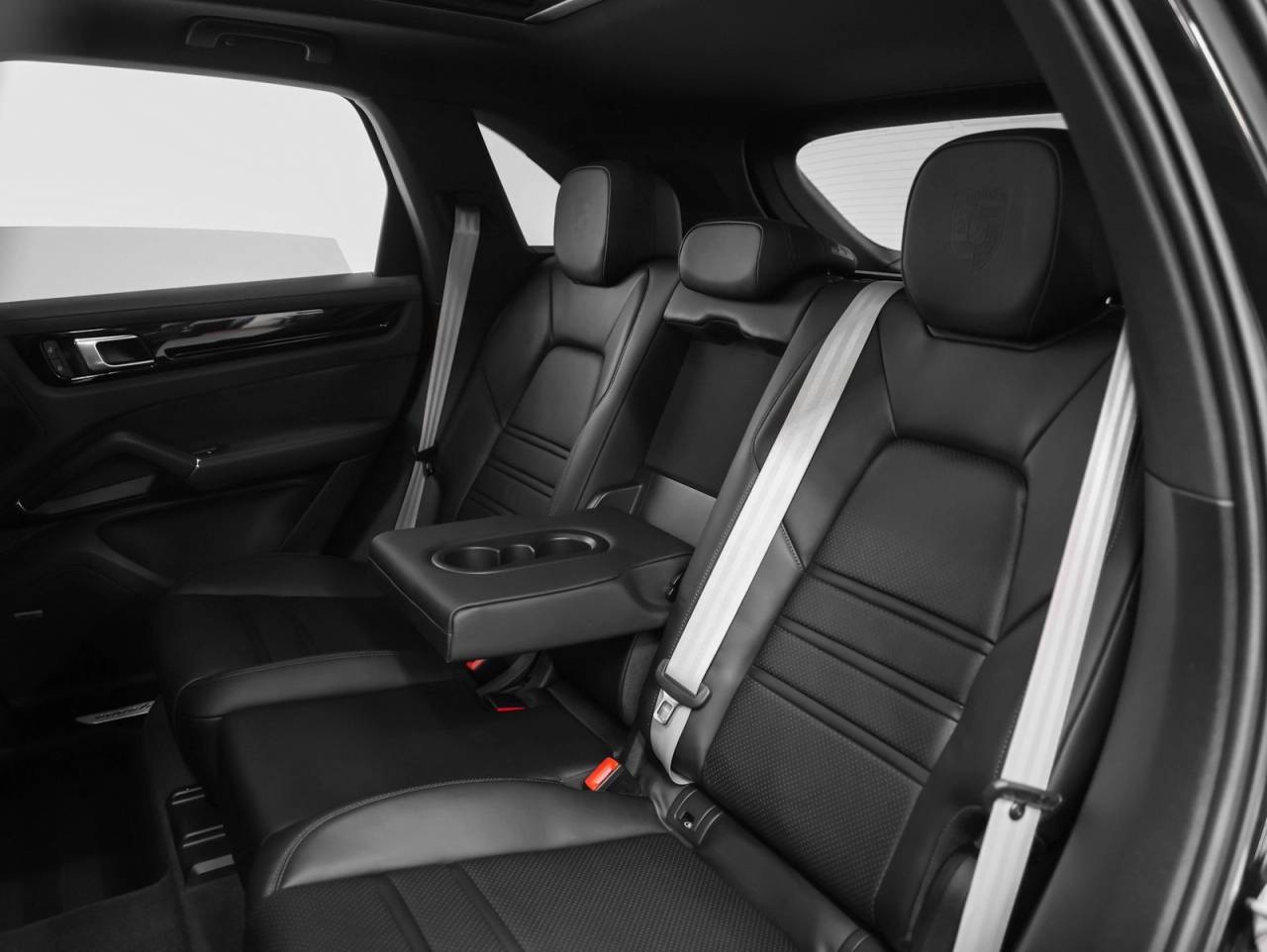 2023 Porsche Cayenne Cayenne Platinum Edition (MY23)