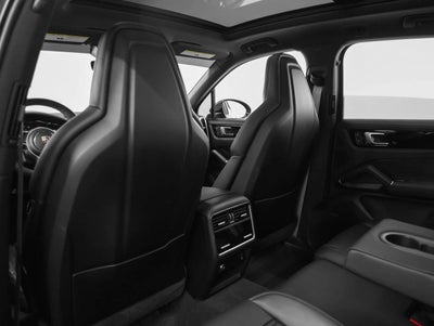 2023 Porsche Cayenne Cayenne Platinum Edition (MY23)