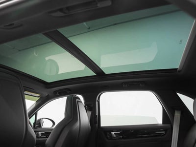 2023 Porsche Cayenne Cayenne Platinum Edition (MY23)