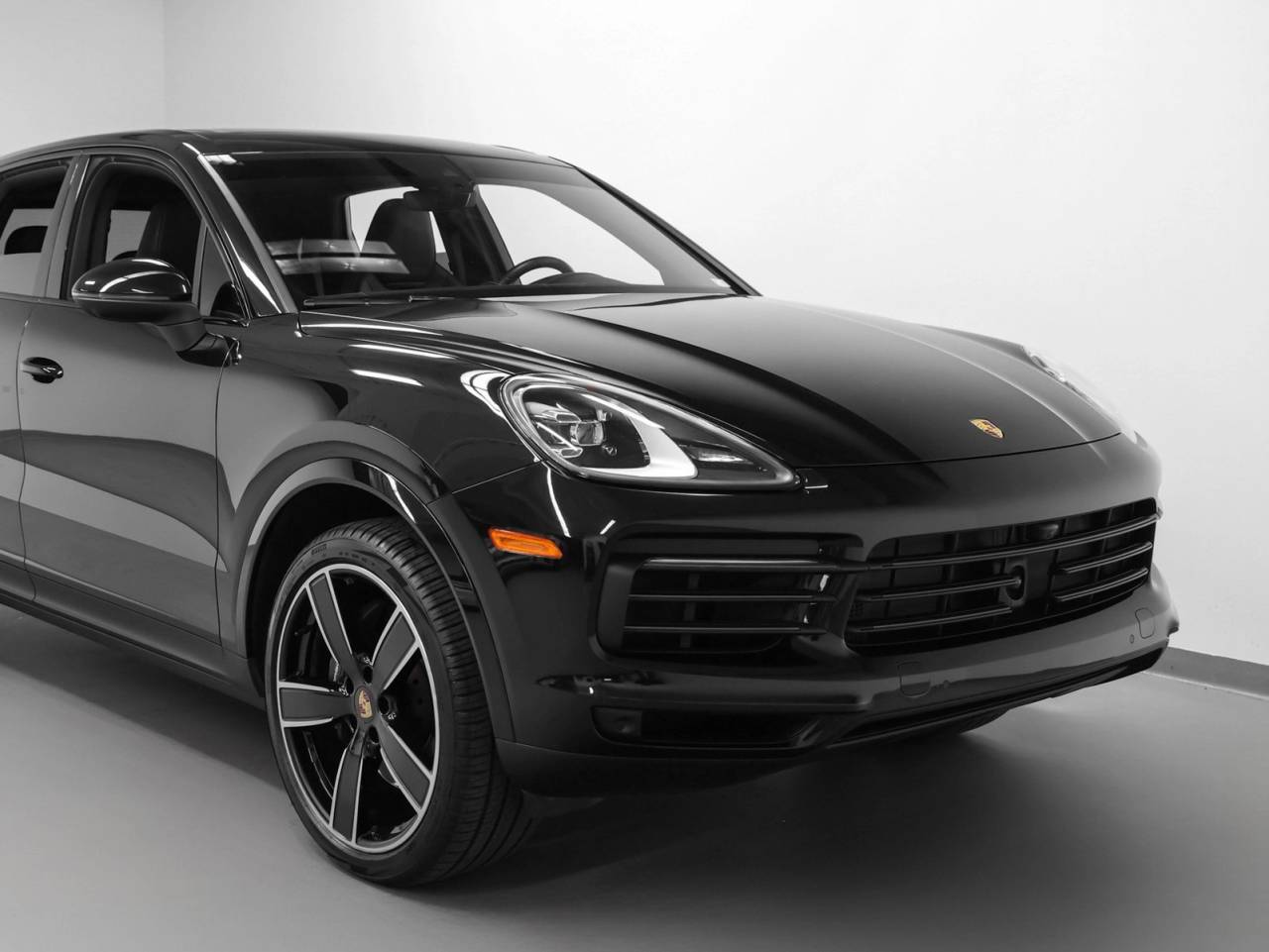2023 Porsche Cayenne Cayenne Platinum Edition (MY23)