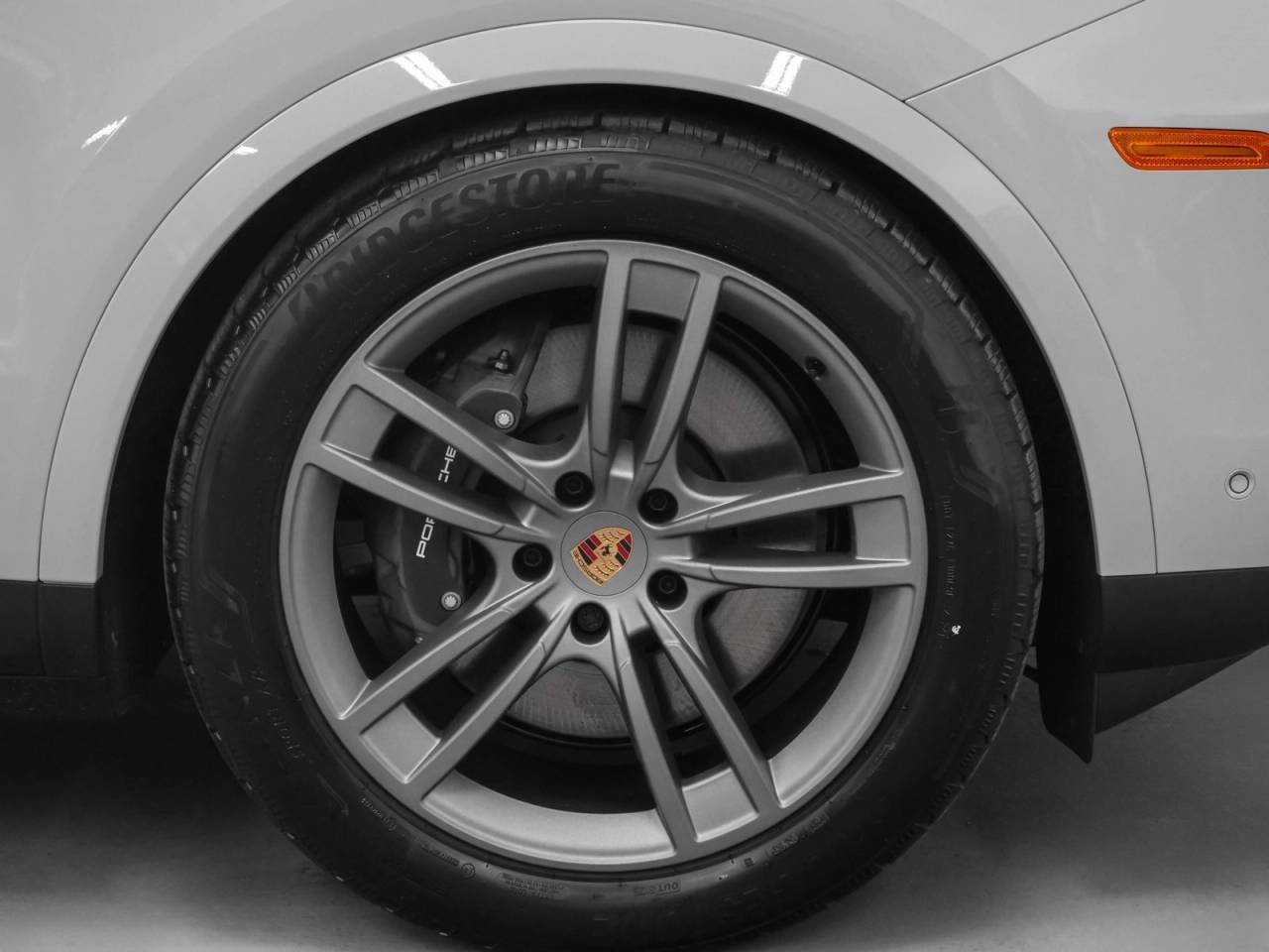 2025 Porsche Cayenne Base