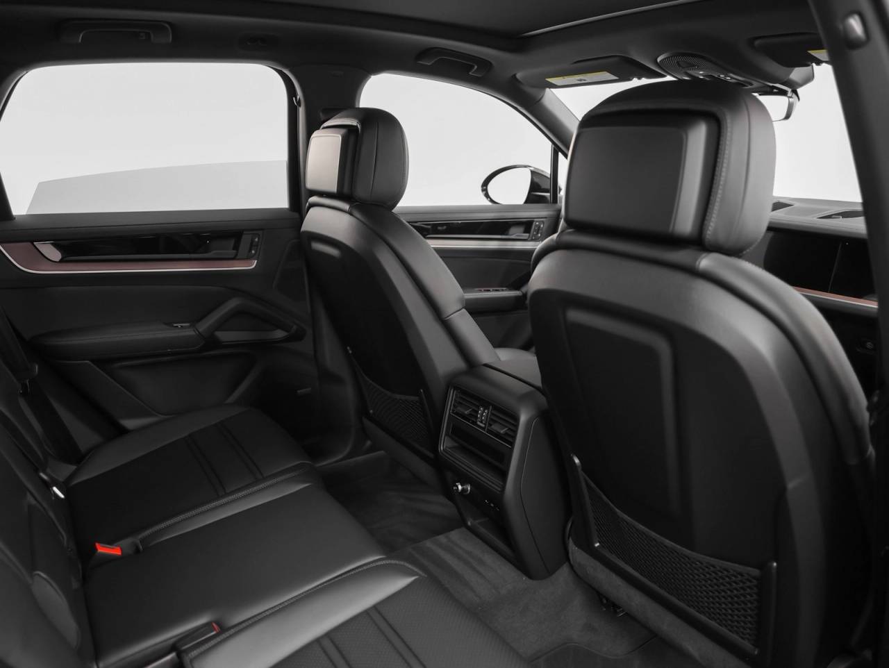 2025 Porsche Cayenne Base