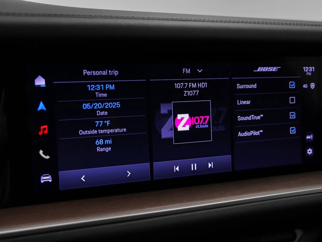 2025 Porsche Cayenne Base