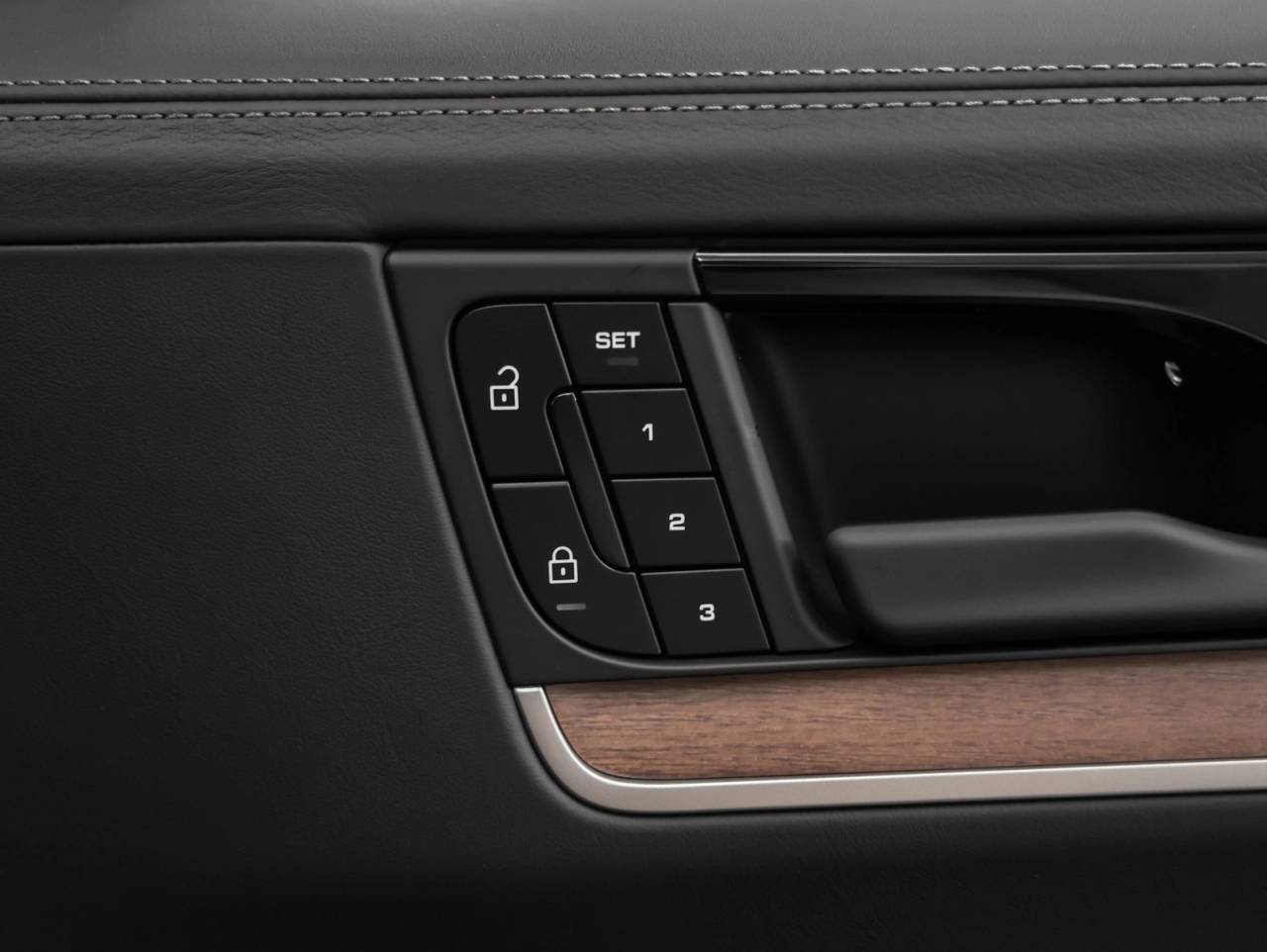 2025 Porsche Cayenne Base