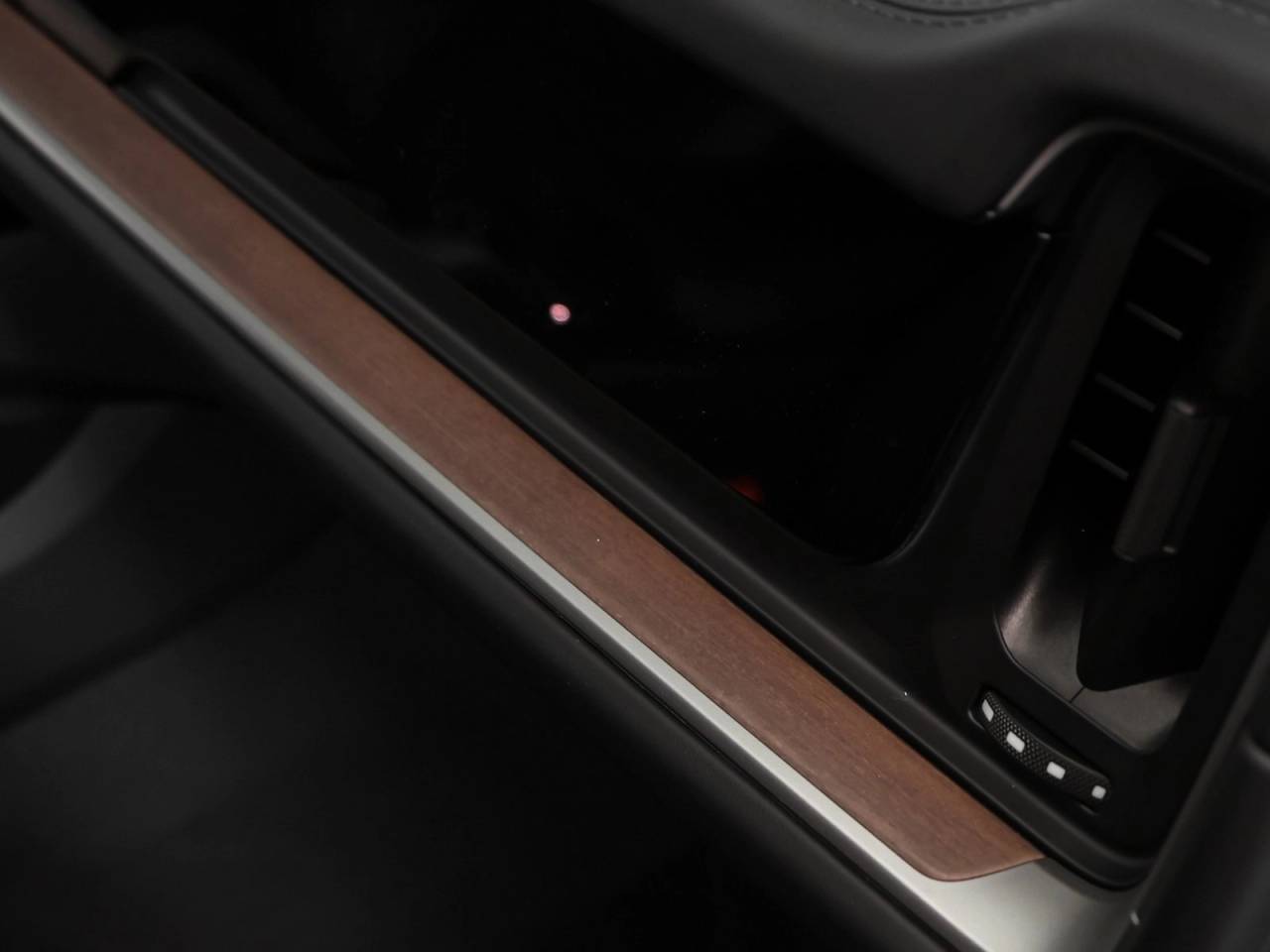 2025 Porsche Cayenne Base