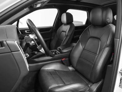 2020 Porsche Cayenne Base
