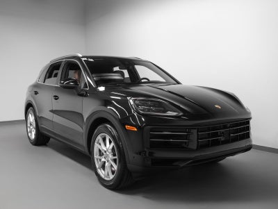 2025 Porsche Cayenne Base