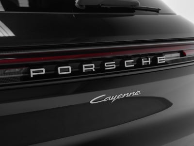 2025 Porsche Cayenne Base