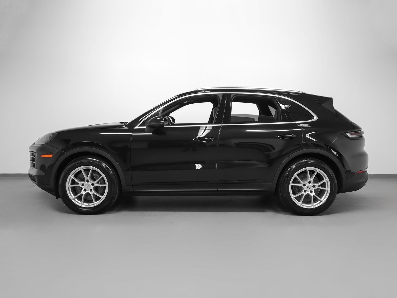 2025 Porsche Cayenne Base