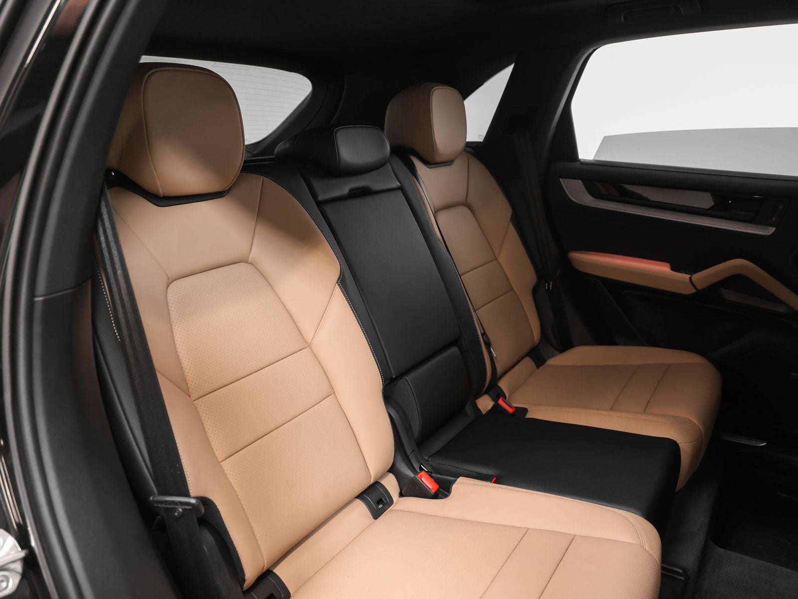 2025 Porsche Cayenne Base