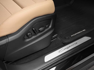 2025 Porsche Cayenne Base