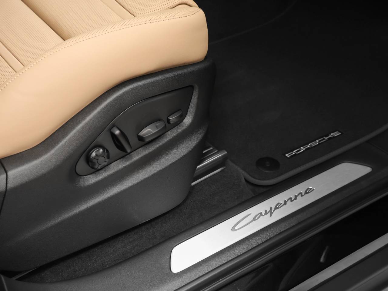 2026 Porsche Cayenne Base