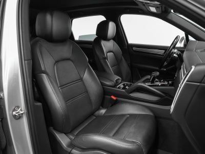 2021 Porsche Cayenne Base