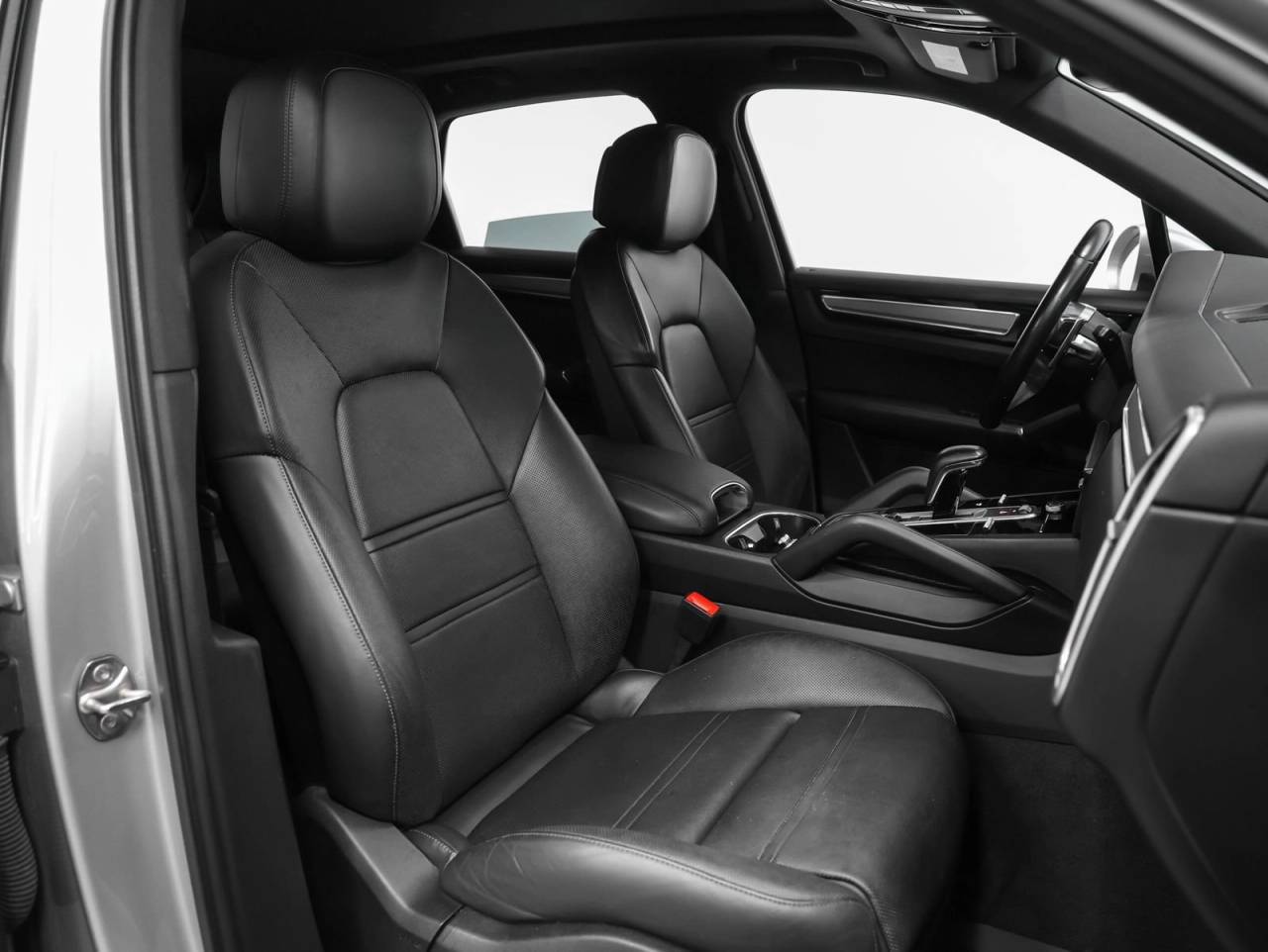 2021 Porsche Cayenne Base