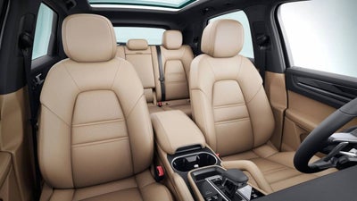 2023 Porsche Cayenne Base