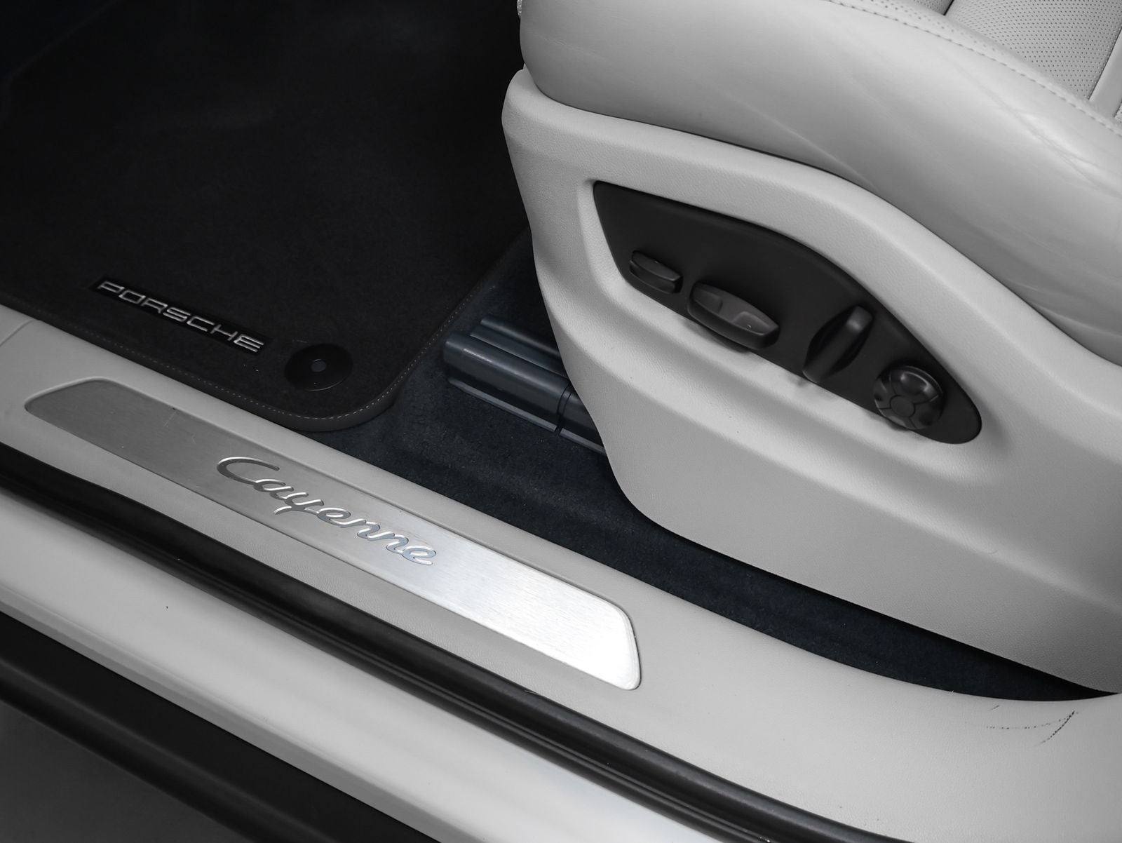 2023 Porsche Cayenne Cayenne (MY23)