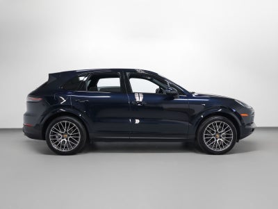 2023 Porsche Cayenne Base
