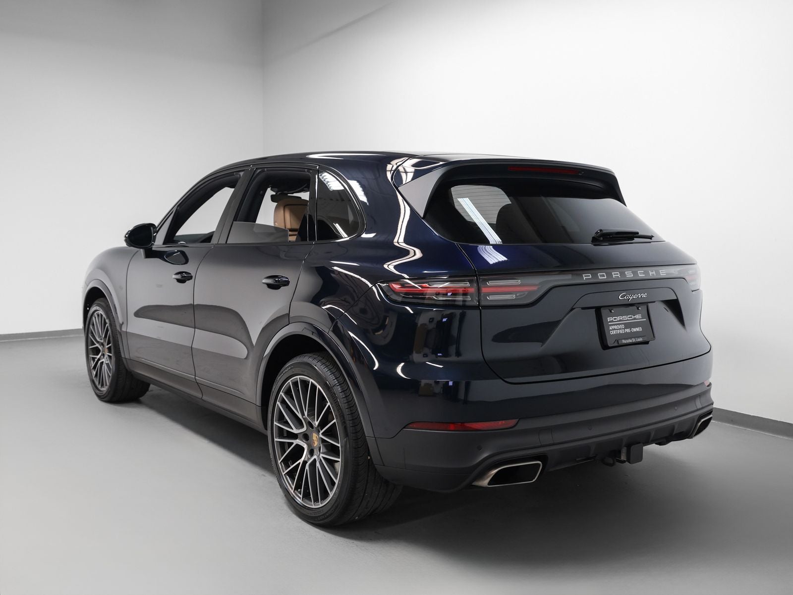 2023 Porsche Cayenne Base