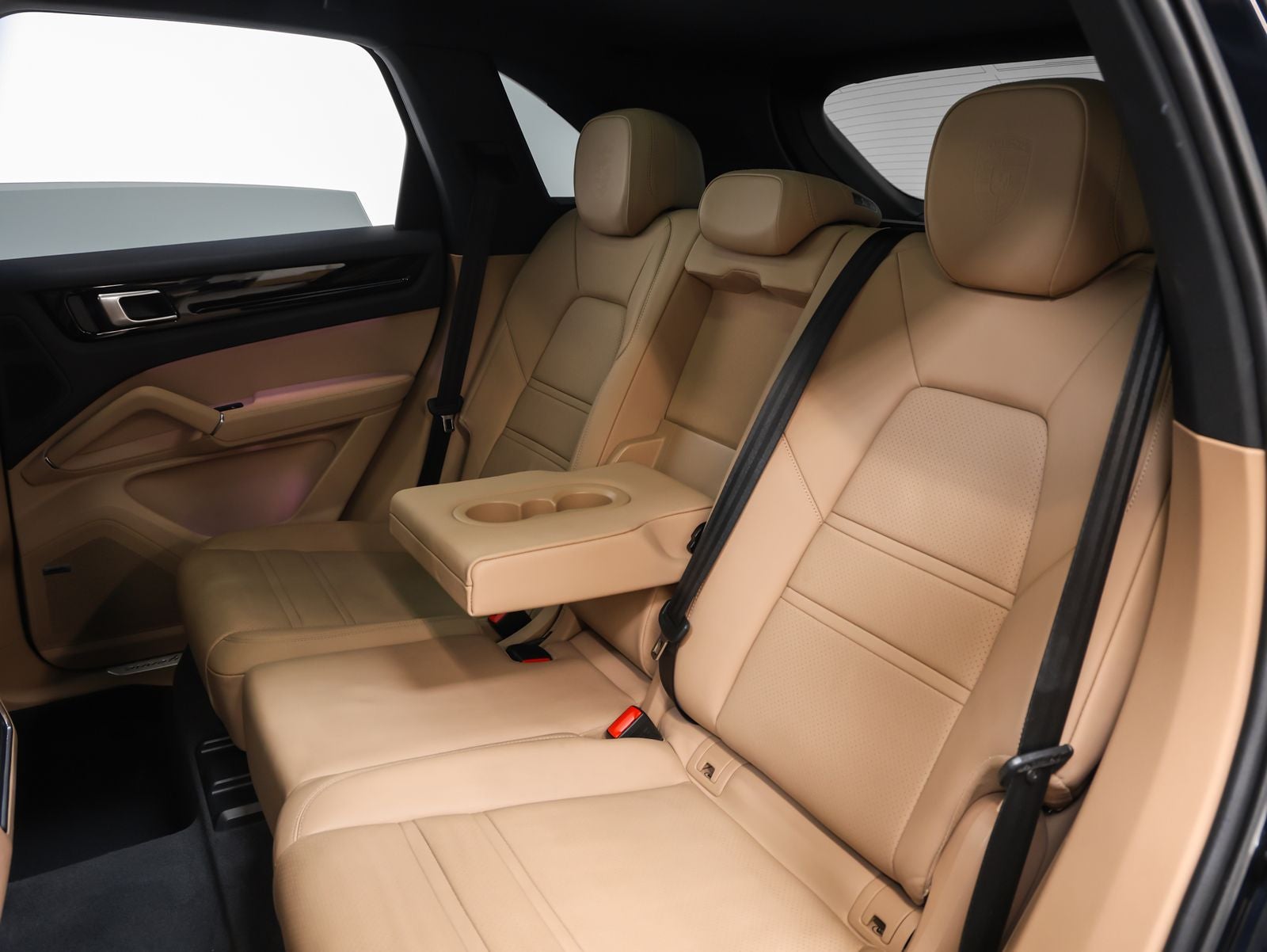 2023 Porsche Cayenne Base