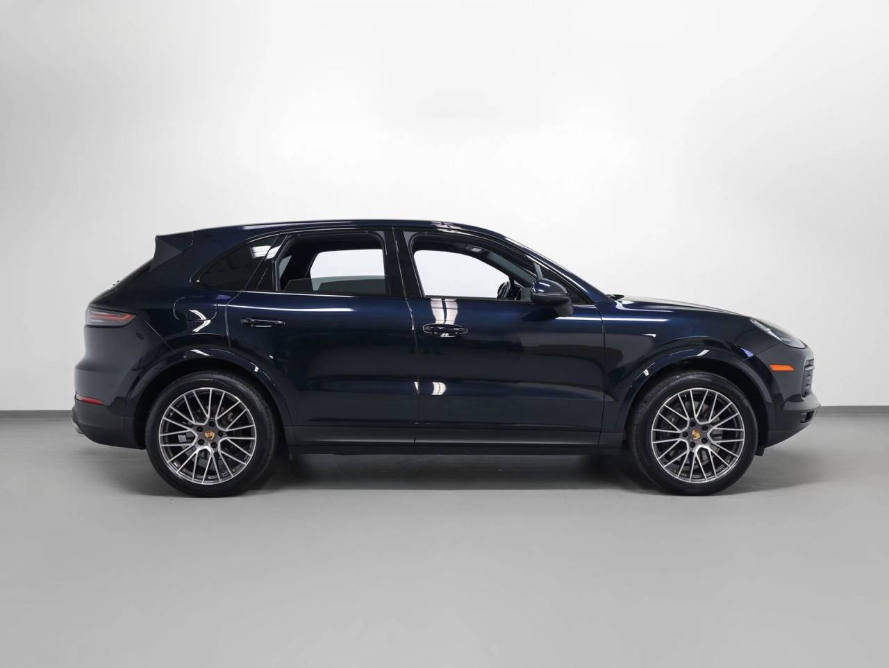 2023 Porsche Cayenne Base