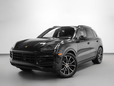 2024 Porsche Cayenne Base