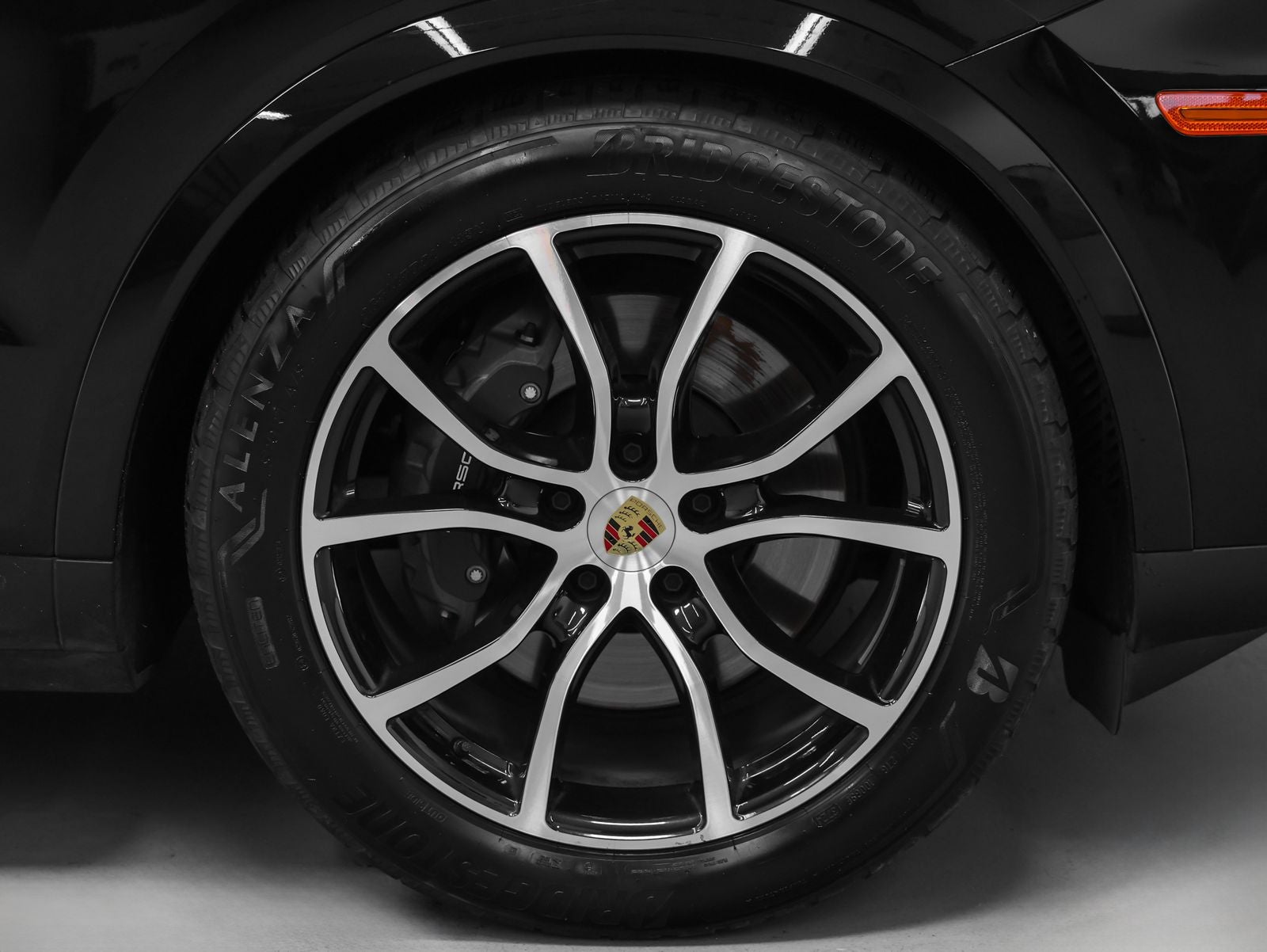 2024 Porsche Cayenne Base