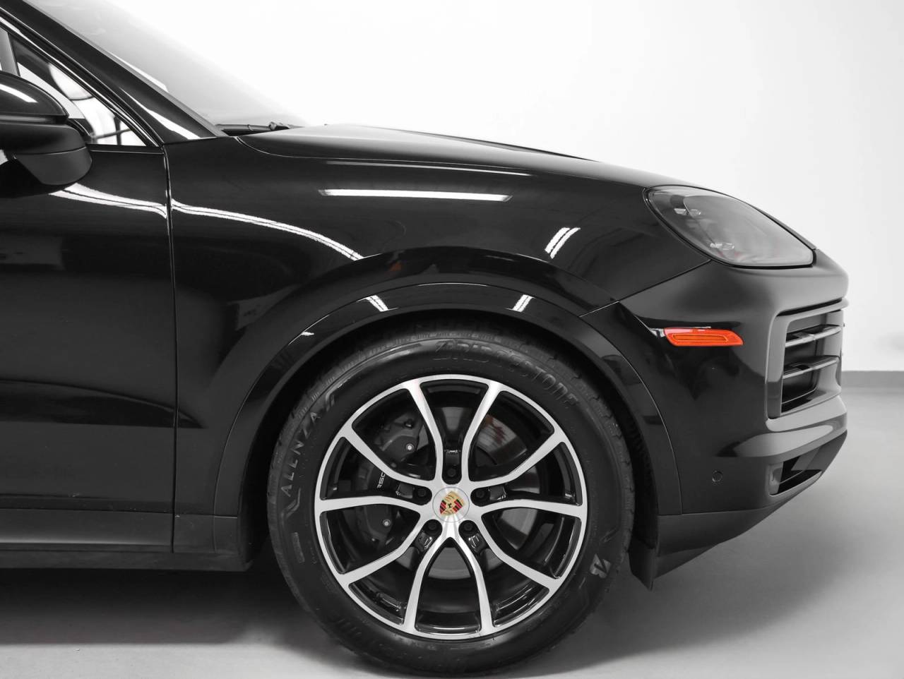 2024 Porsche Cayenne Base