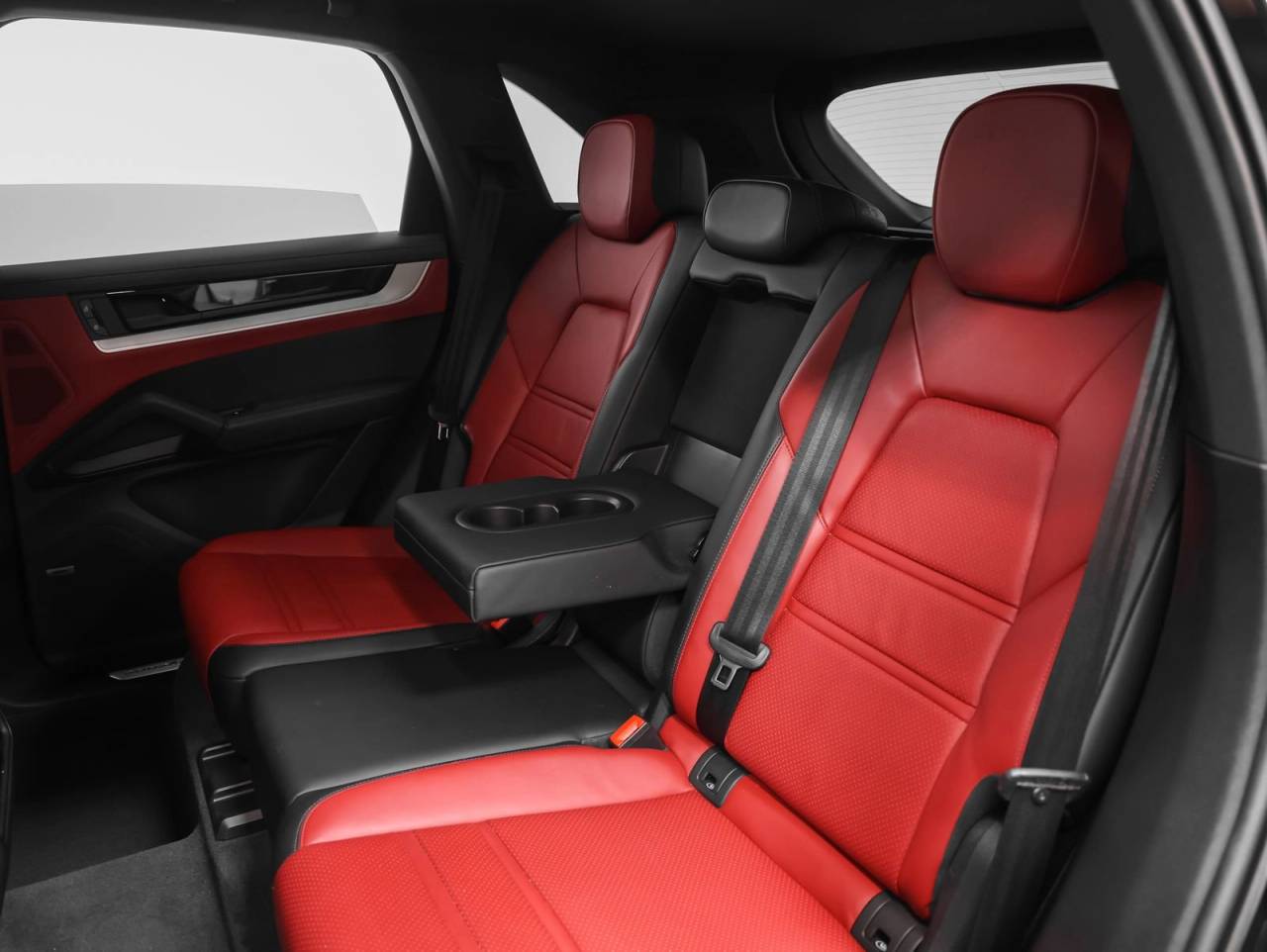 2024 Porsche Cayenne Base