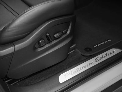 2023 Porsche Cayenne Platinum Edition