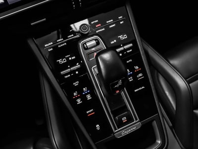 2023 Porsche Cayenne Platinum Edition
