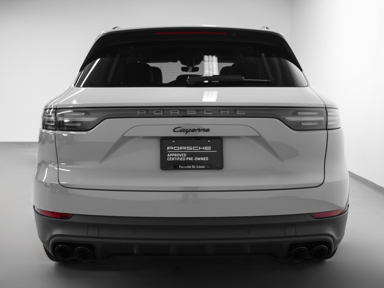 2022 Porsche Cayenne Cayenne Platinum Edition (MY22)