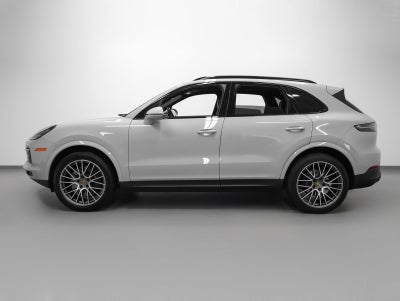 2022 Porsche Cayenne Cayenne Platinum Edition (MY22)
