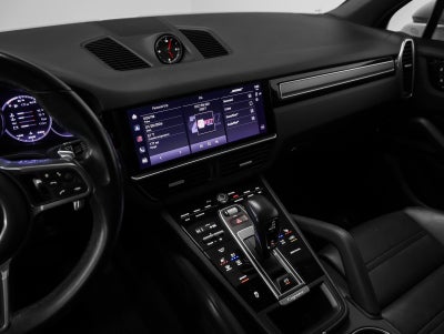 2022 Porsche Cayenne Cayenne Platinum Edition (MY22)