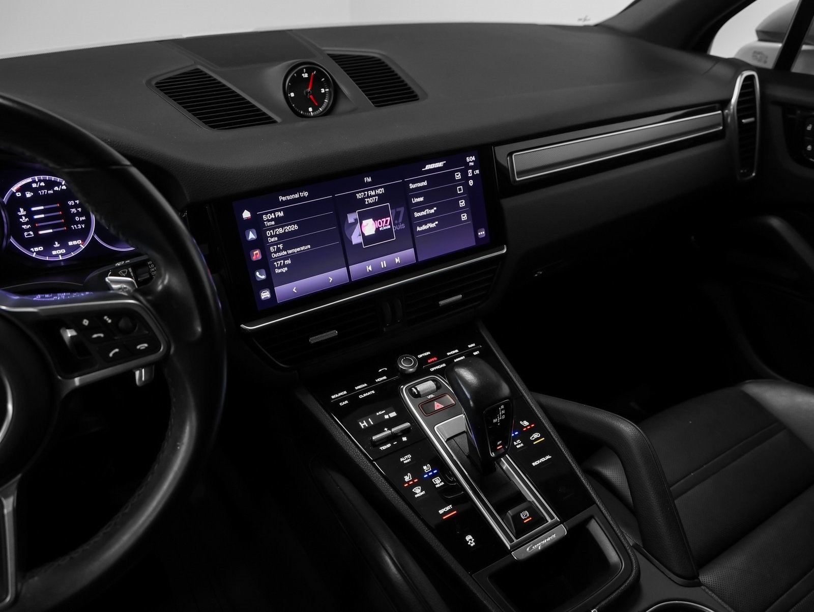 2022 Porsche Cayenne Cayenne Platinum Edition (MY22)