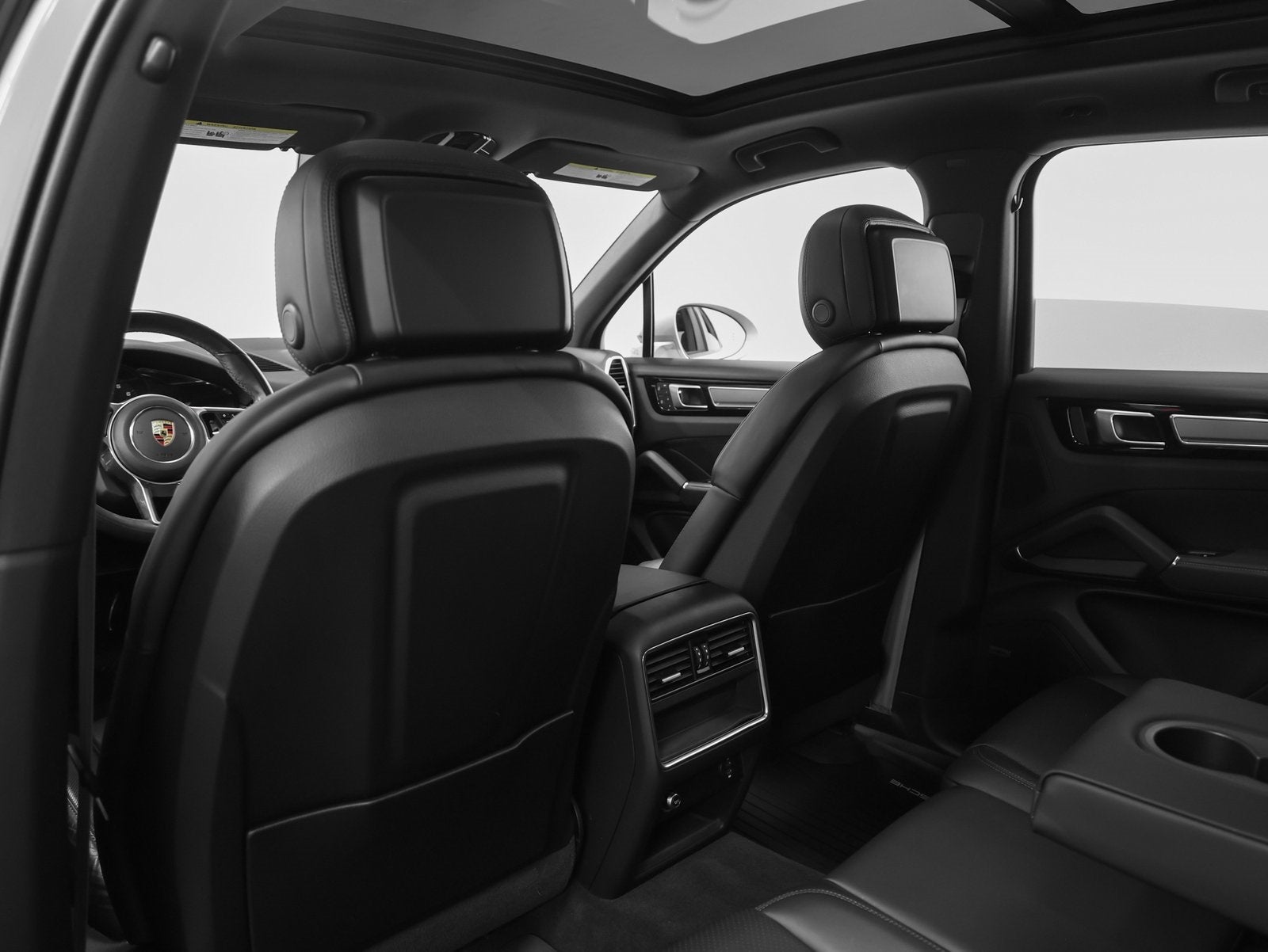 2022 Porsche Cayenne Cayenne Platinum Edition (MY22)