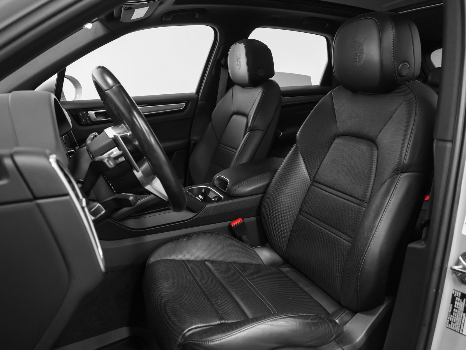 2022 Porsche Cayenne Cayenne Platinum Edition (MY22)