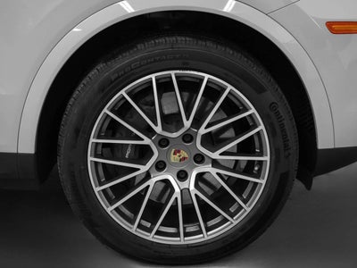 2022 Porsche Cayenne Cayenne Platinum Edition (MY22)