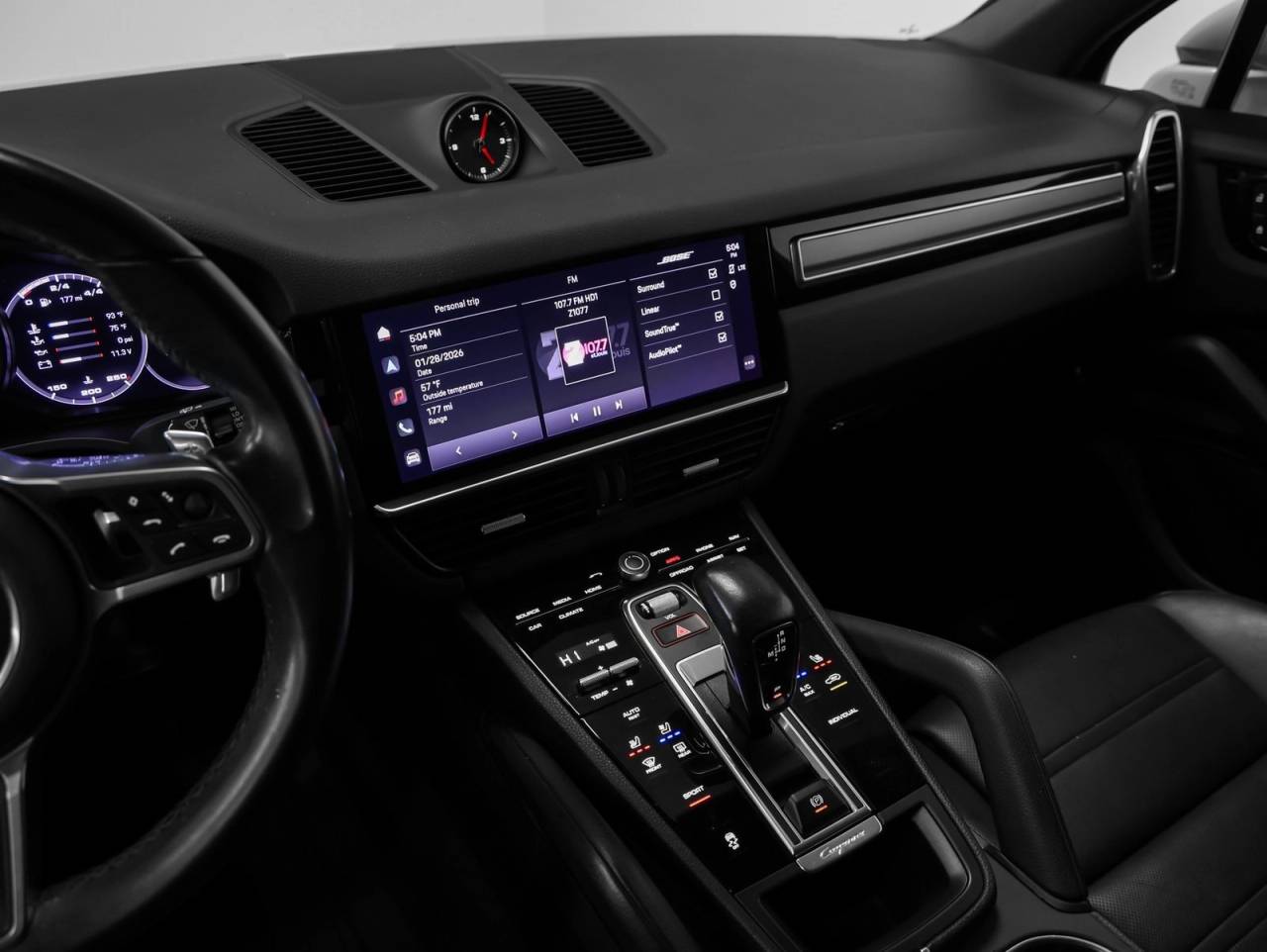 2022 Porsche Cayenne Cayenne Platinum Edition (MY22)