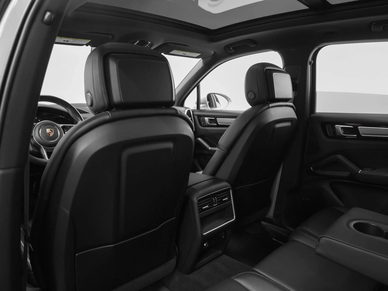 2022 Porsche Cayenne Cayenne Platinum Edition (MY22)