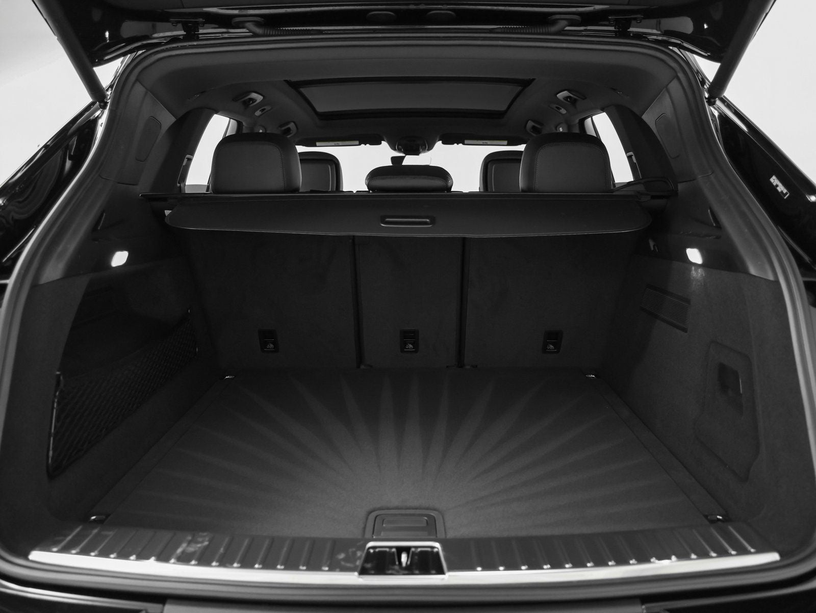 2025 Porsche Cayenne Base