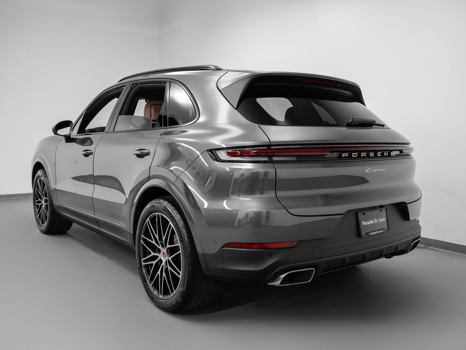 2025 Porsche Cayenne Base