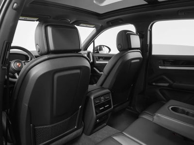 2026 Porsche Cayenne Base