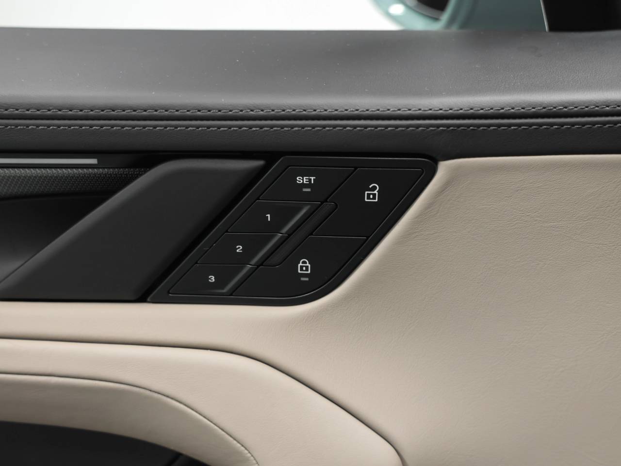 2026 Porsche Cayenne Cayenne Electric